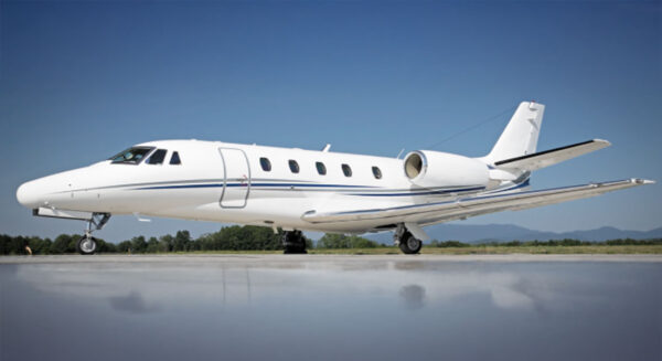 Mid-Size Jet - Image 4