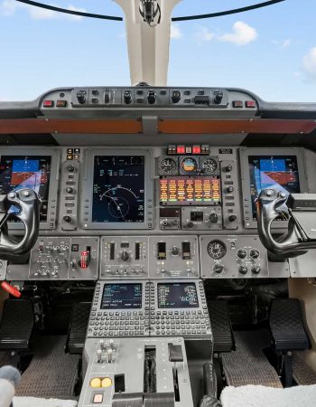 2004-Beechcraft-Premier-I---N122DS-05